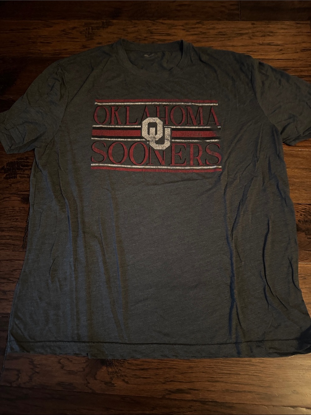 Champion Gray Oklahoma Sooners Short Sleeve Tee with Red and White Logo